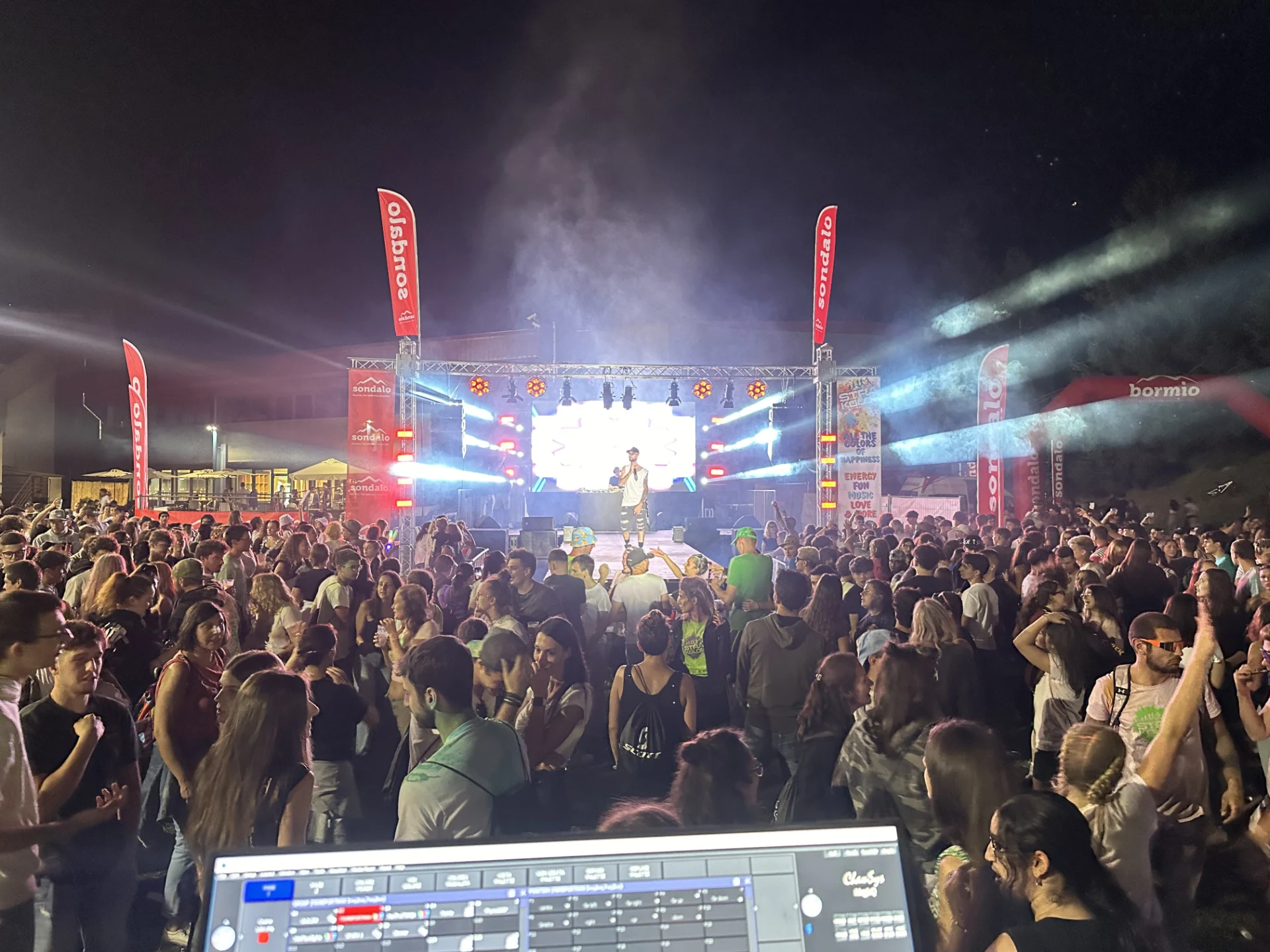 IMG_6404 live show